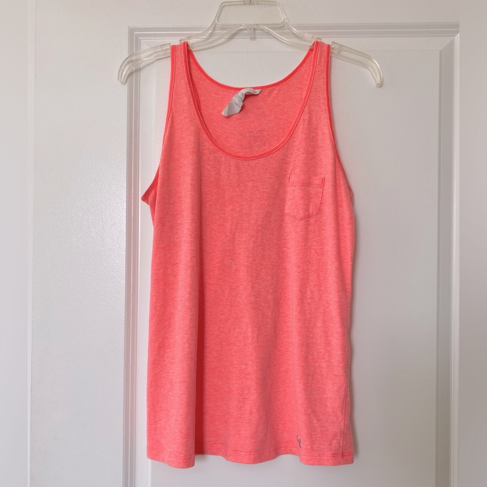 Women’s Orange Under Armour Work Out Tank - size medium